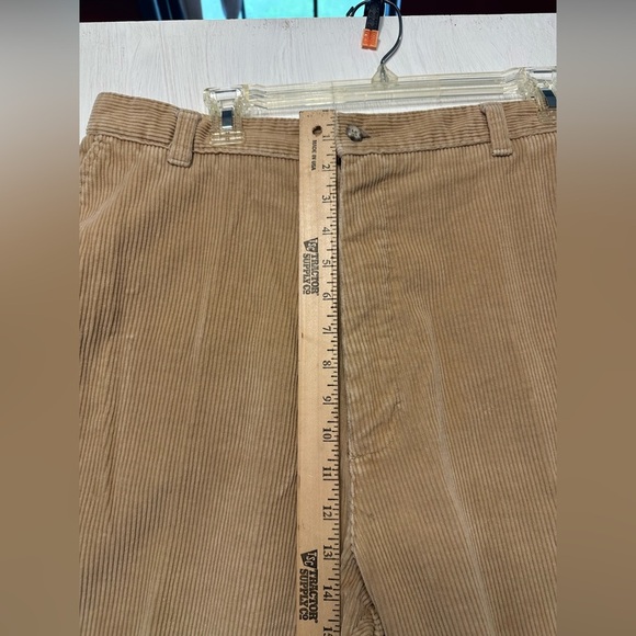 Vintage Eddie Bauer Tan Corduroy Pants Men’s 36x31 Pleated Front USA Made 90s - Picture 6 of 10